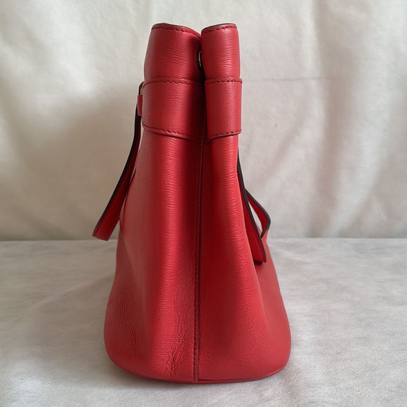 GUCCI Medium Coral Bright Bit Top Handle Tote - Picture 5 of 16